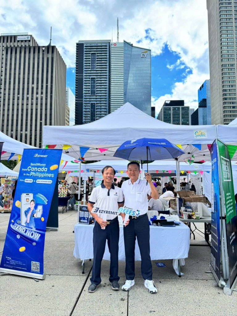 Both companies join community events in Canada to promote international money transfer services for Vietnamese overseas